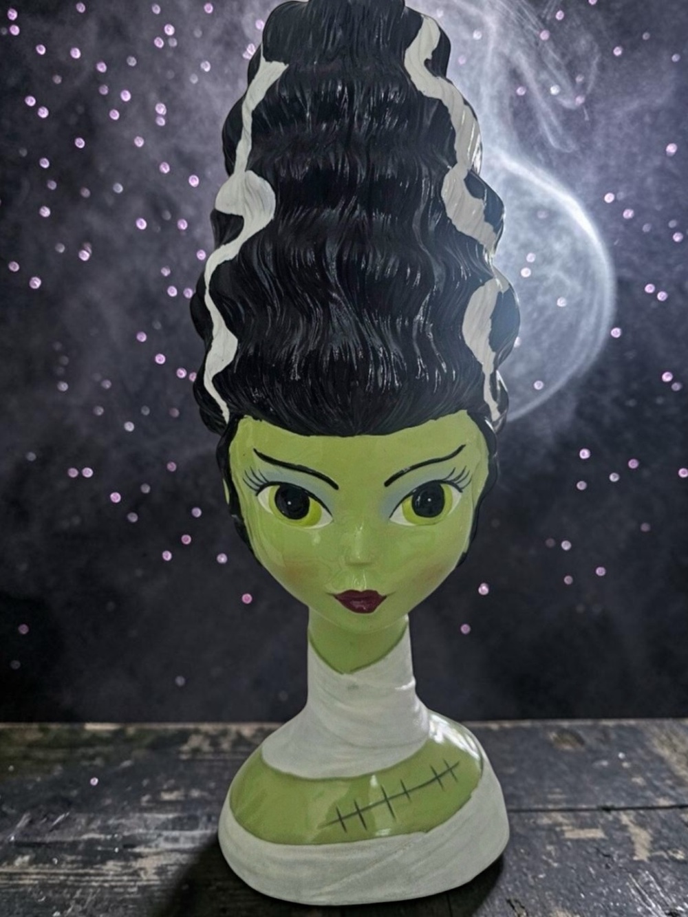 New! Halloween Retro Glamour Girl Bride of Frankenstein Bust! 🖤